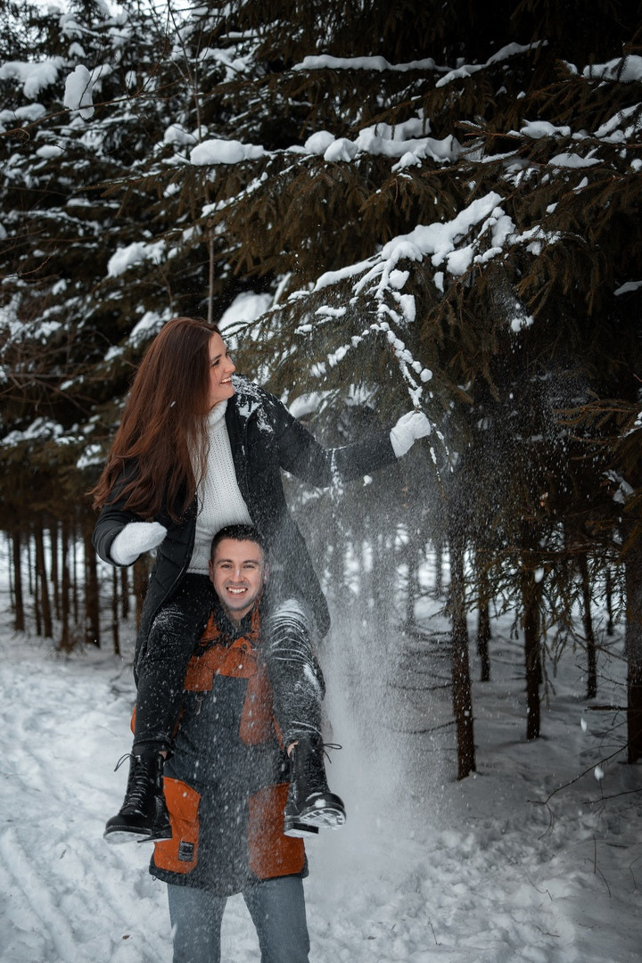 Новогодняя история в лесу. Семейный, индивидуальный фотограф в Москве Ангели Марина