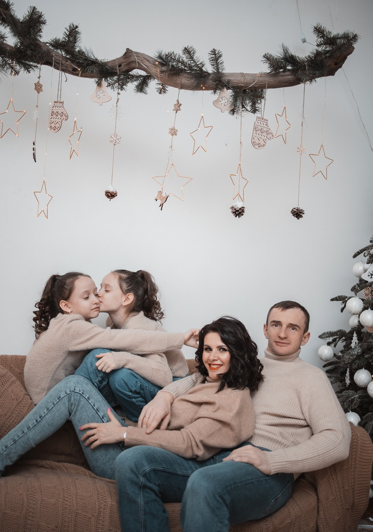 Студийная новогодняя фотосессия. Семейный, индивидуальный фотограф в Москве Ангели Марина