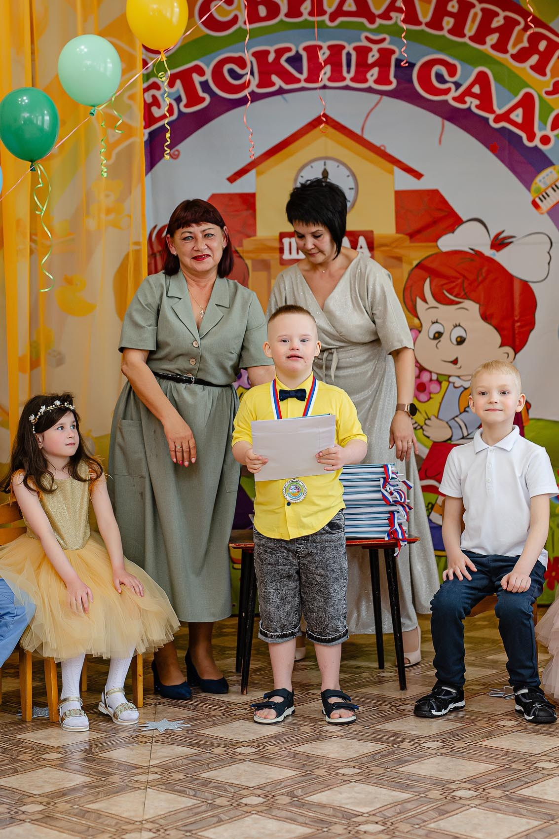 29.5.25 Выпускной в Саду. Владивосток семейный фотограф Александр Степанов