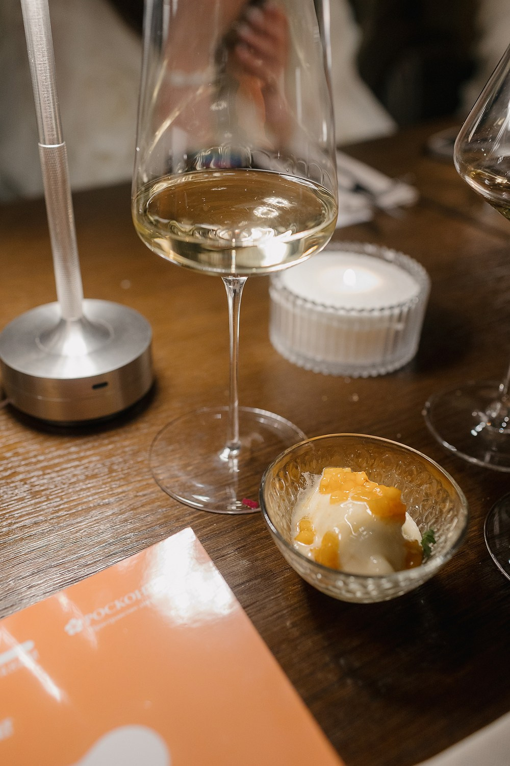 Ужин в CoCo Chalet. RetroChic Фото