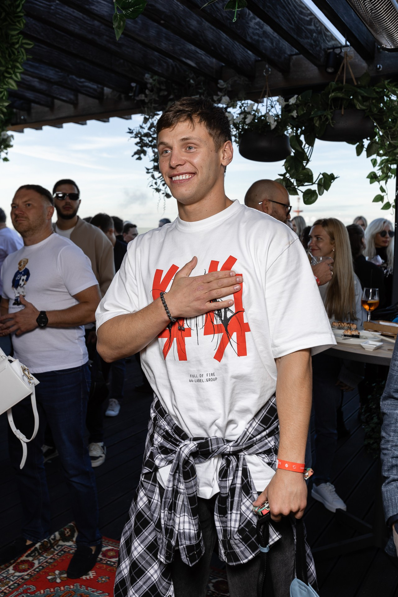 Odyssey partry. Ещё не вечер Viktor Petrov Birthday. Фотограф в Санкт-Петербурге — Сергей Петров