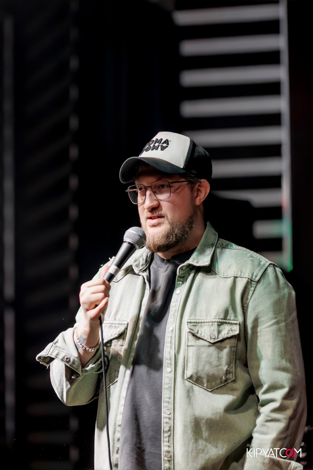 STAND UP КОНЦЕРТ АЛЕКСАНДА МЕРКУЛЬ. КИПЯТКОМ АЛМАТЫ! Фотосъемка мероприятий в Алматы