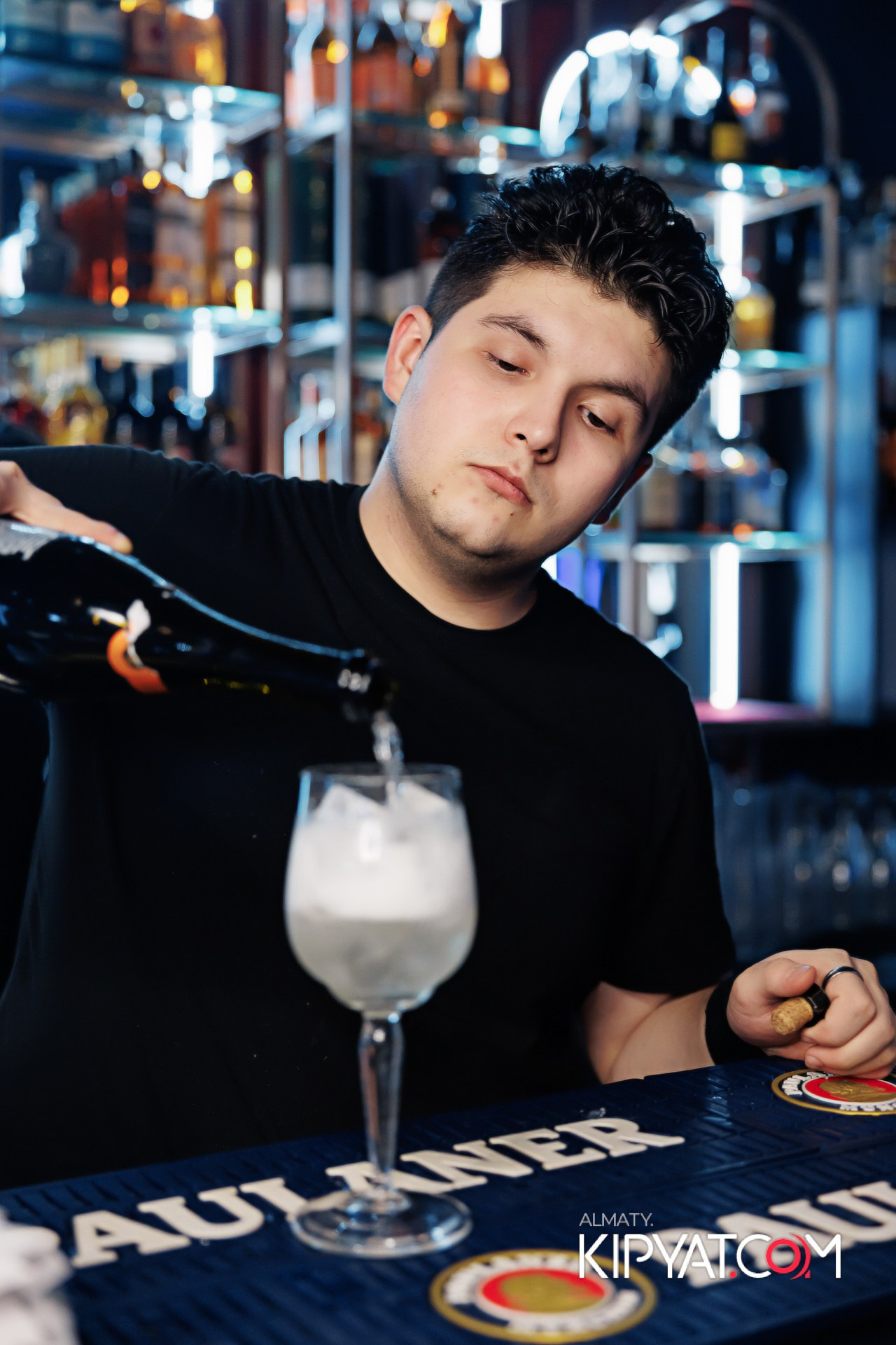 ЗАЯ, НА БИС. КИПЯТКОМ АЛМАТЫ!