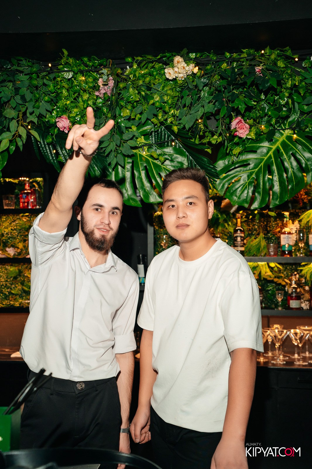 RETRO HIT. КИПЯТКОМ АЛМАТЫ!