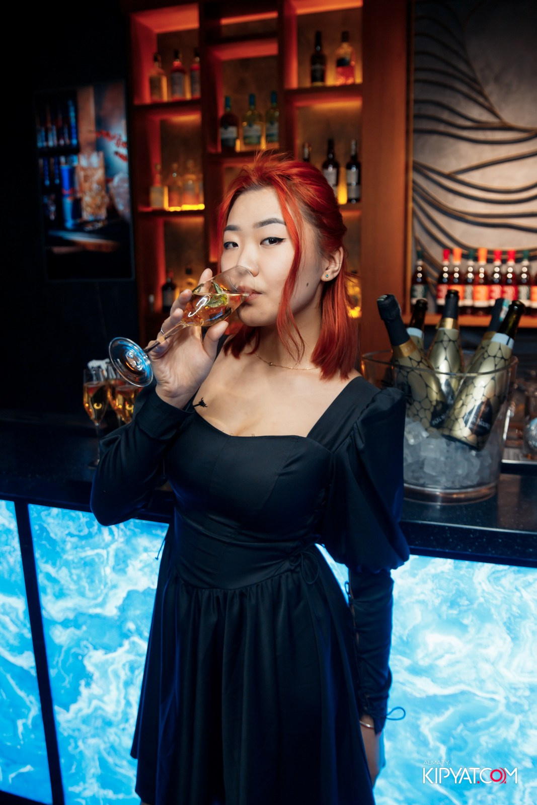 LAUREATE KARAOKE HALL. КИПЯТКОМ АЛМАТЫ!