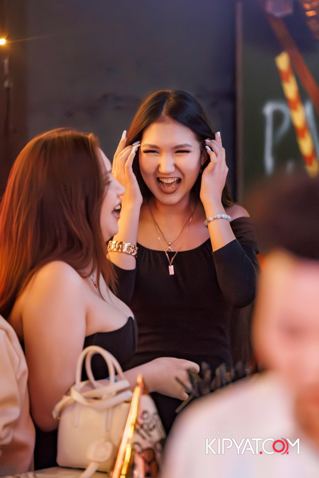 BHB. КИПЯТКОМ АЛМАТЫ!