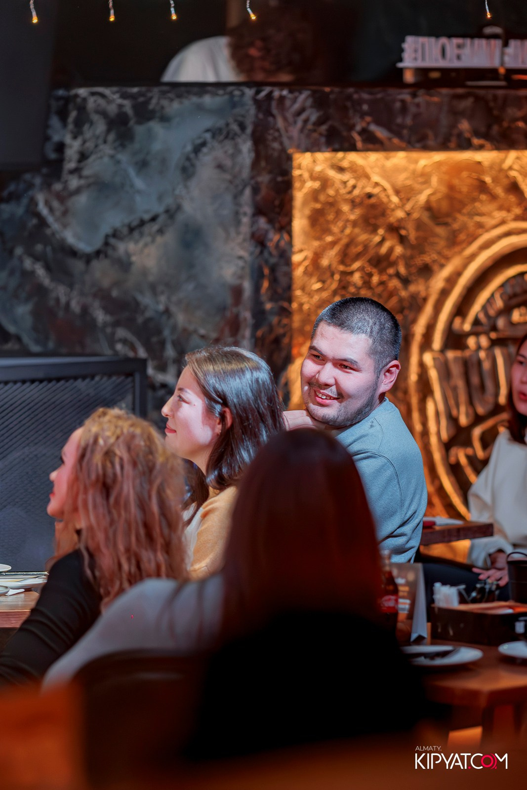 STAND UP КОНЦЕРТ АЛЕКСАНДРА МЕРКУЛЬ. КИПЯТКОМ АЛМАТЫ! Фотосъемка мероприятий в Алматы