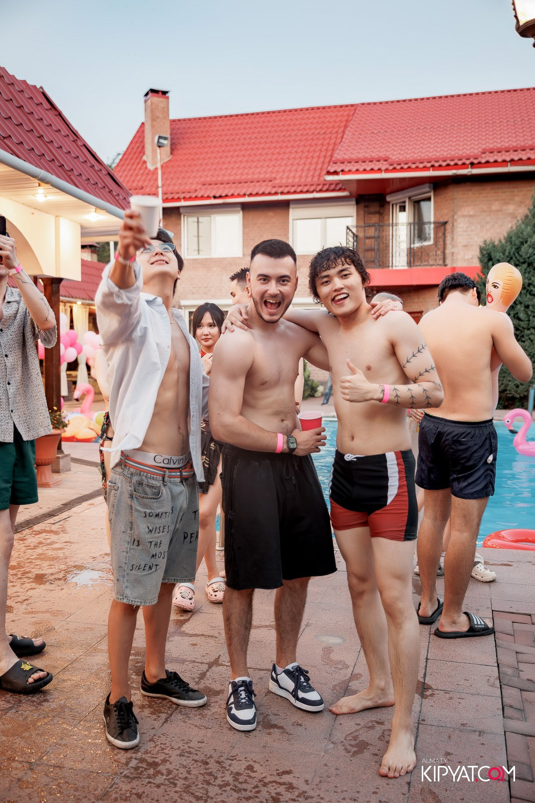 THE MAMA GELA. КИПЯТКОМ АЛМАТЫ! Фотосъемка мероприятий в Алматы