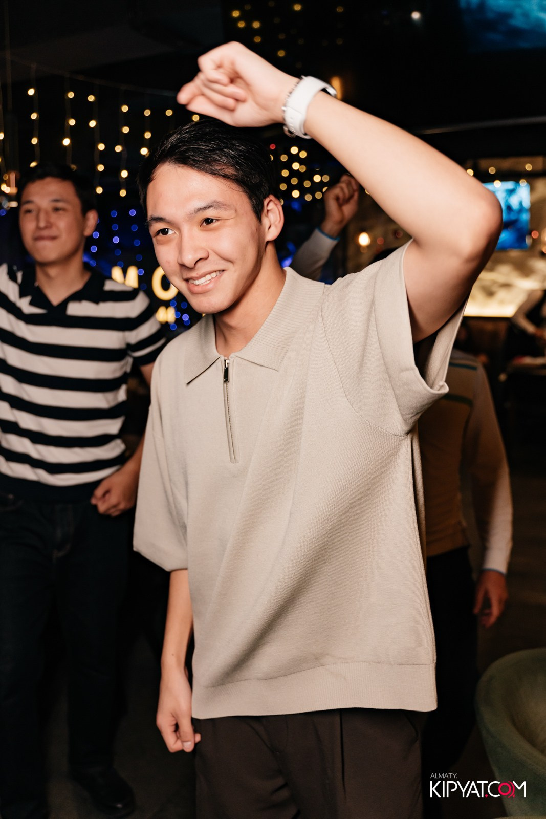 SPACE LOUNGE BAR. КИПЯТКОМ АЛМАТЫ!