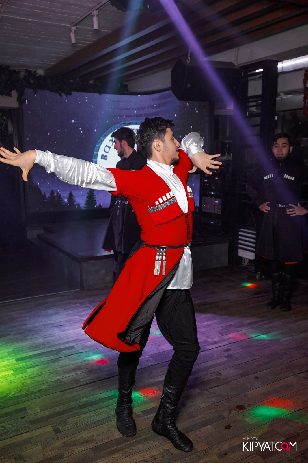 ВАХТАНГУРИ. КИПЯТКОМ АЛМАТЫ!