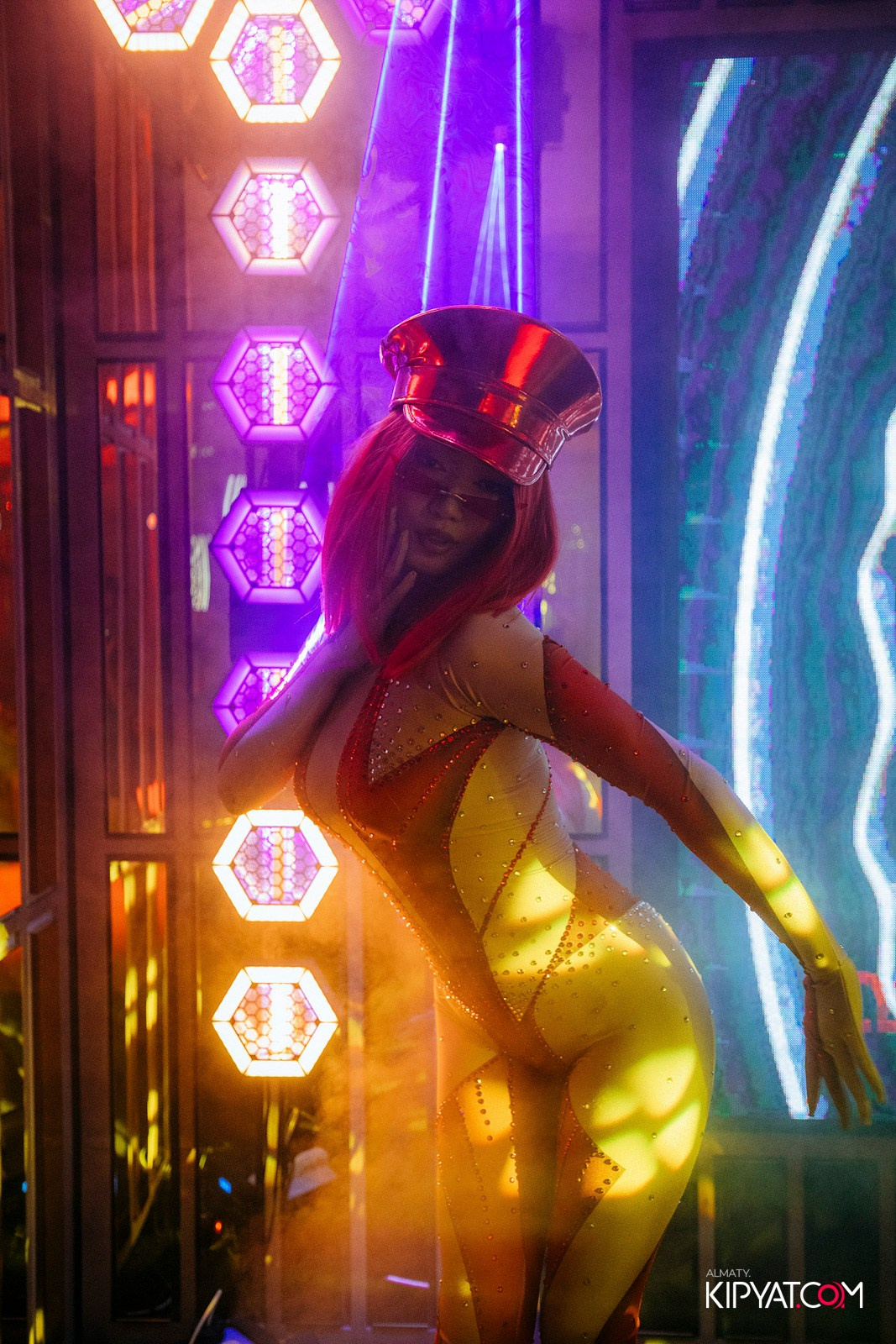 УХО И МЕДВЕДЬ НА КУРМАНАГАЗЫ. КИПЯТКОМ АЛМАТЫ! Фотосъемка мероприятий в Алматы