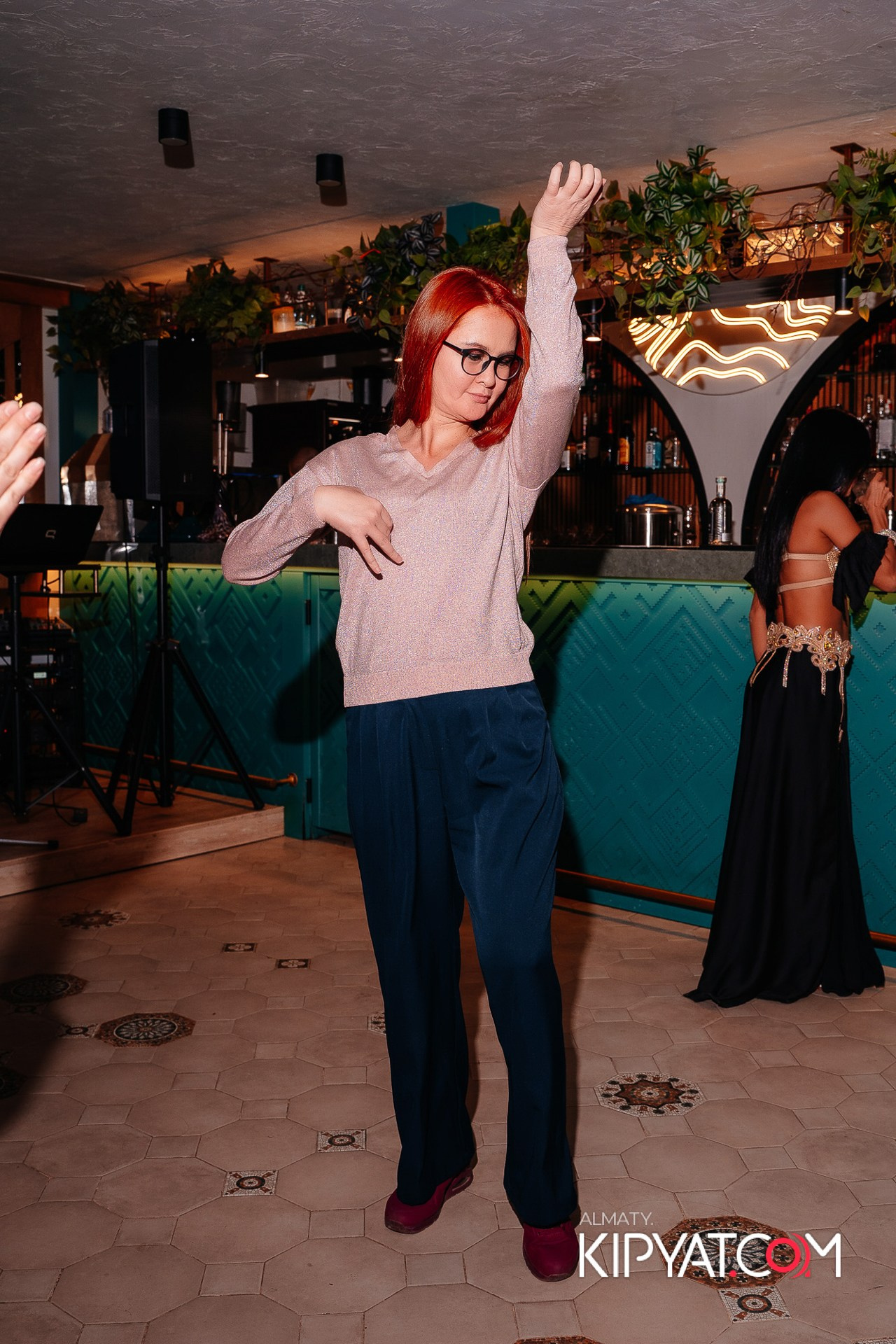 Modi Restoranchik. КИПЯТКОМ АЛМАТЫ!