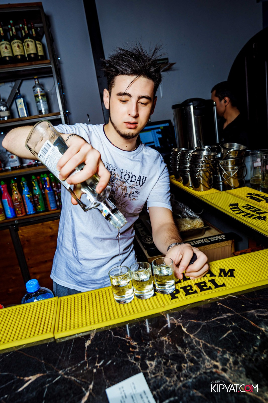 ARAGOSTA. КИПЯТКОМ АЛМАТЫ!