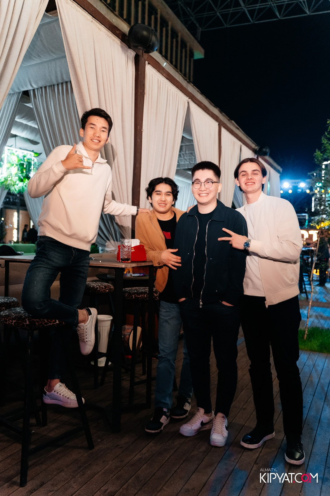 EVENT BAR. КИПЯТКОМ АЛМАТЫ!