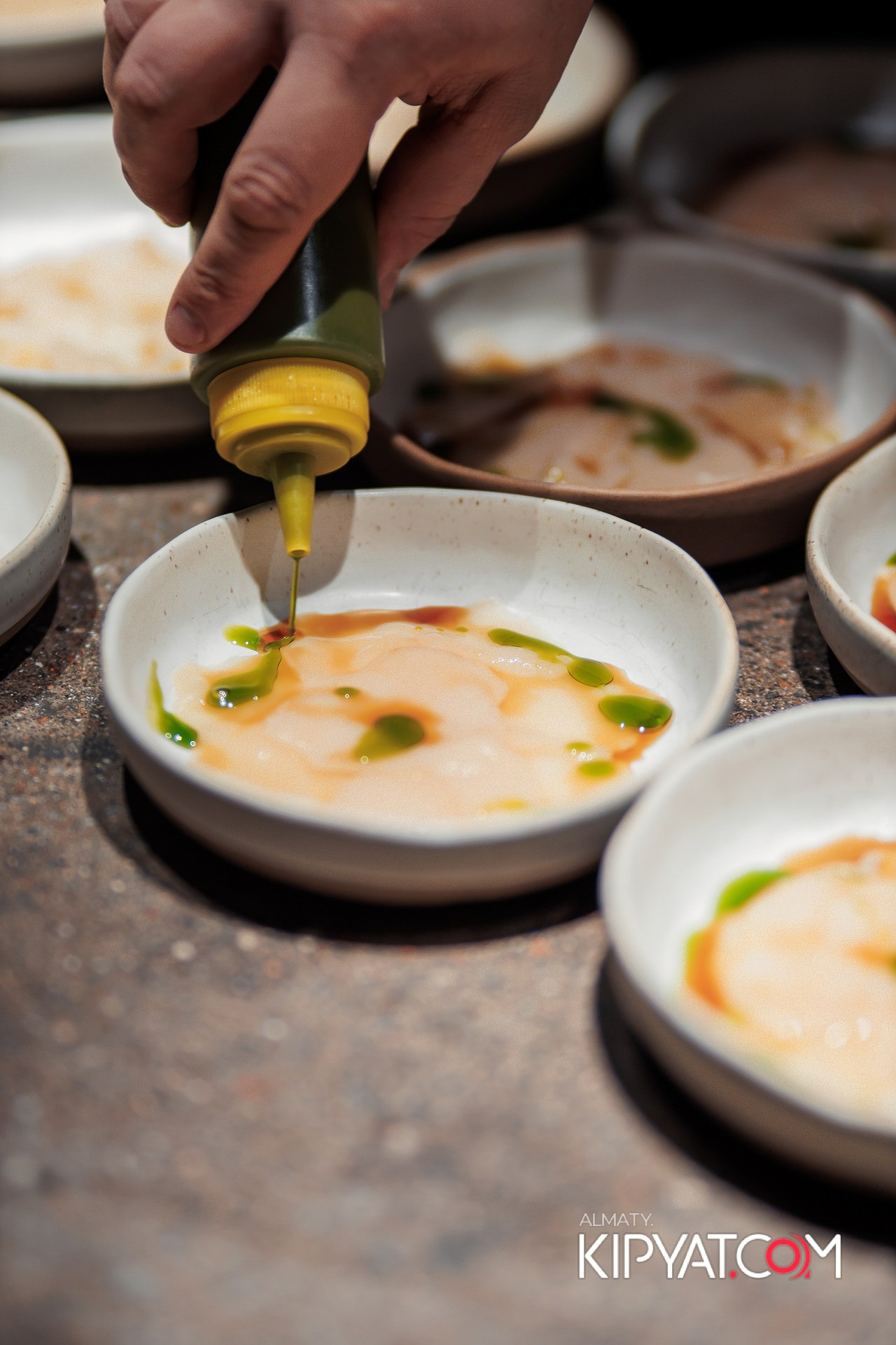 ЭКСКЛЮЗИВНЫЙ ГАСТРОНОМИЧЕСКИЙ УЖИН В 4 РУКИ В СОПРОВОЖДЕНИИ ВИН АБРАУ-ДЮРСО. КИПЯТКОМ АЛМАТЫ!