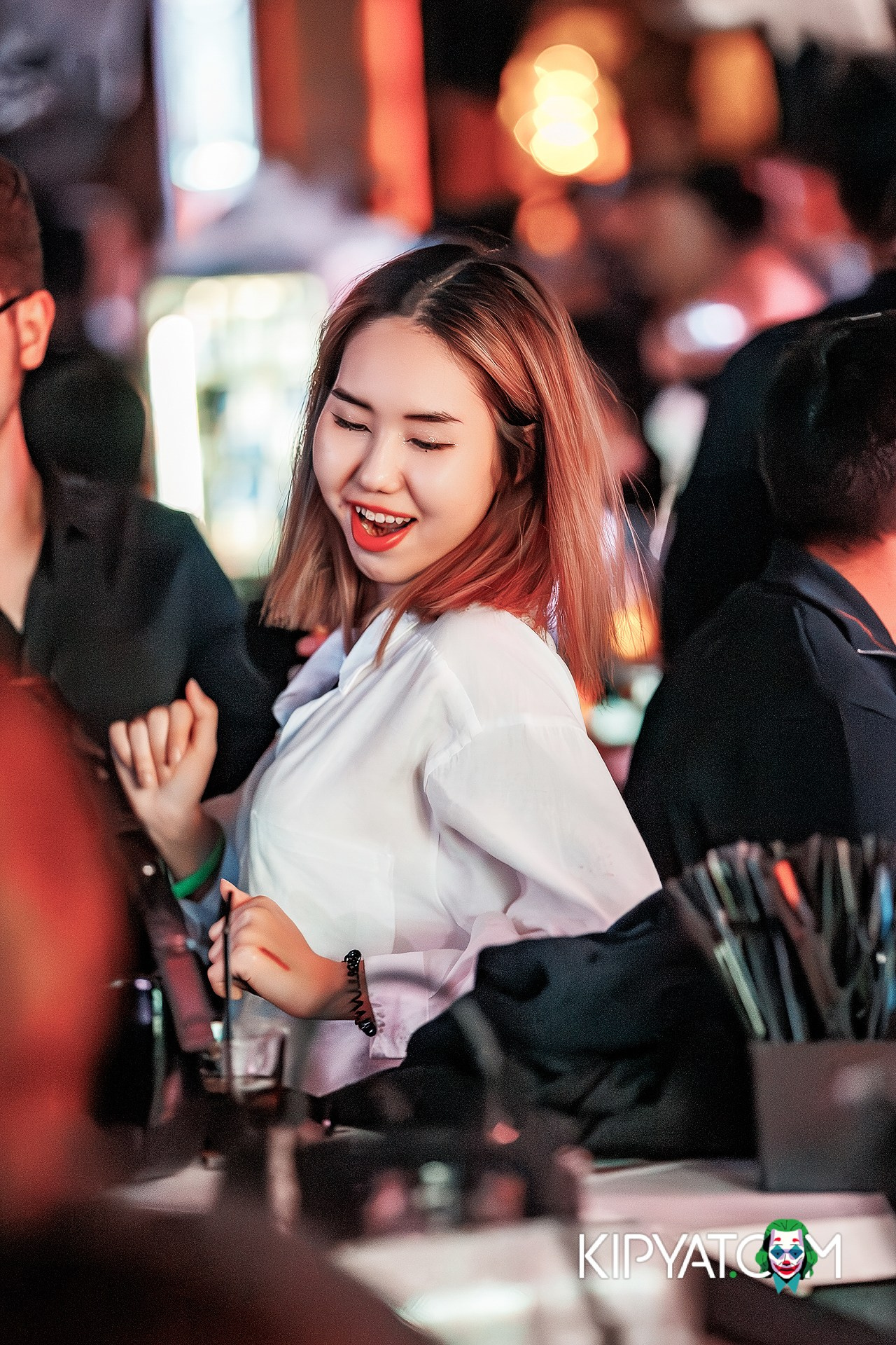 BHB BAR. КИПЯТКОМ АЛМАТЫ!