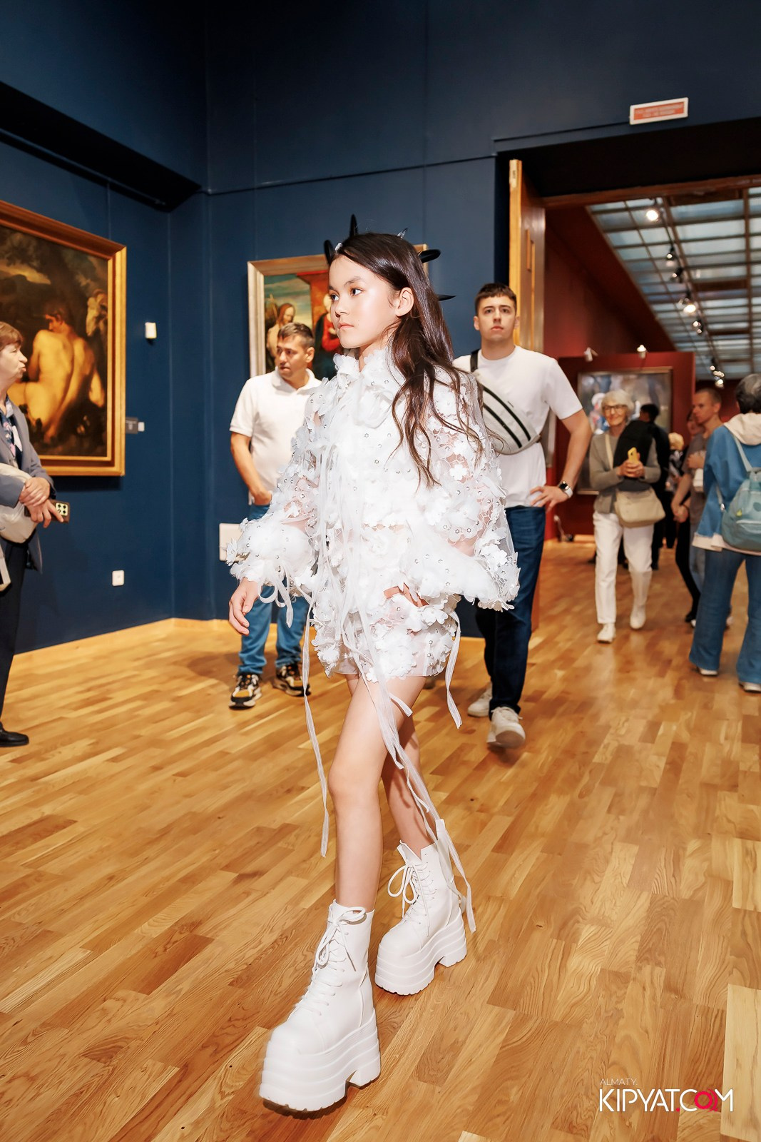 JUNIOR MODELS SHOW. ПЕРФОМАНС НОЧЬ В МУЗЕЕ. КИПЯТКОМ АЛМАТЫ! Фотосъемка мероприятий в Алматы