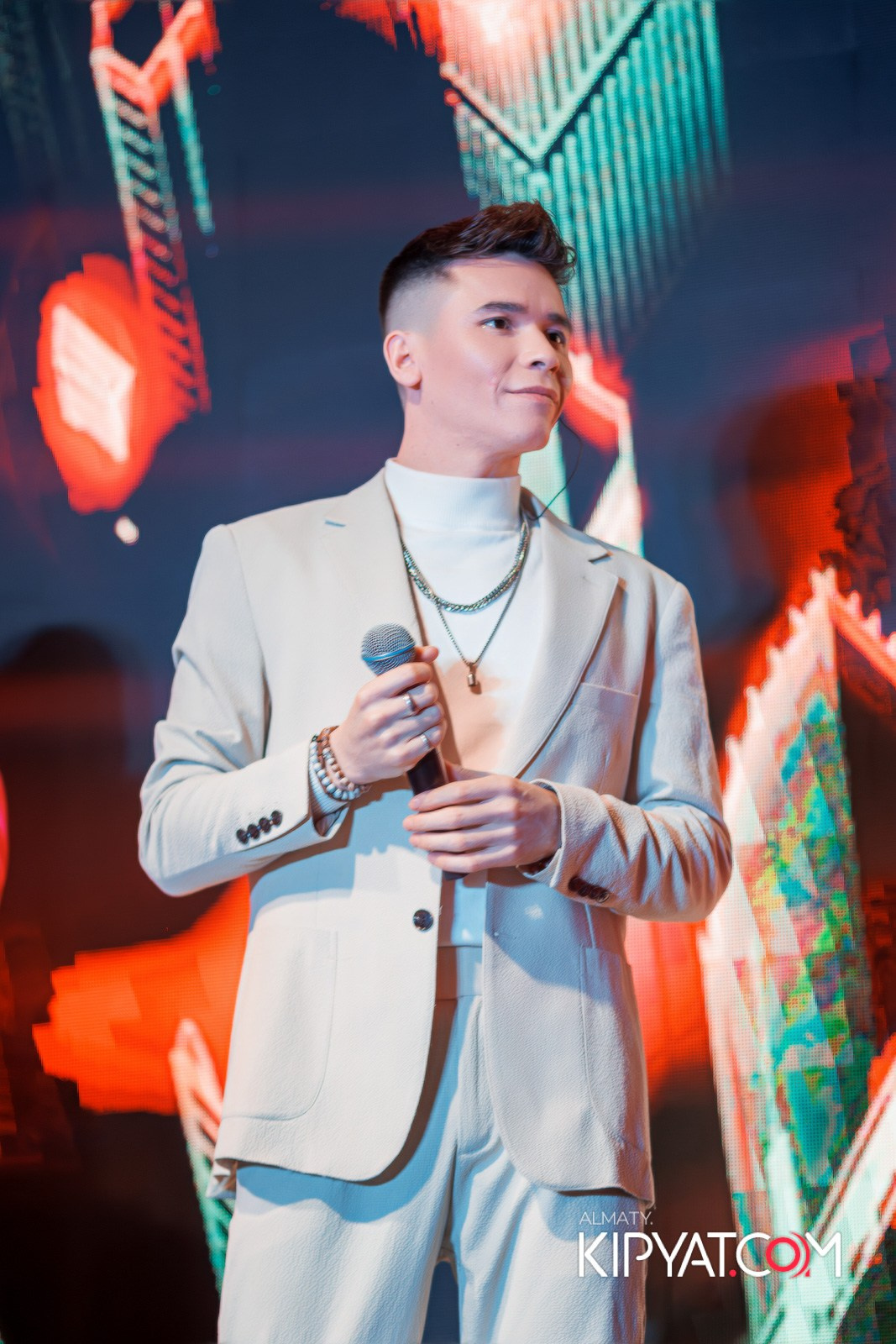 SANTA BARBARA — МЮЗИКЛ ДЖУЛИЯ. КИПЯТКОМ АЛМАТЫ!