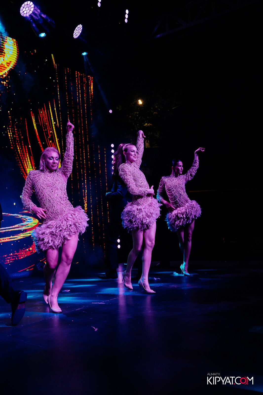 QUEEN. КИПЯТКОМ АЛМАТЫ!