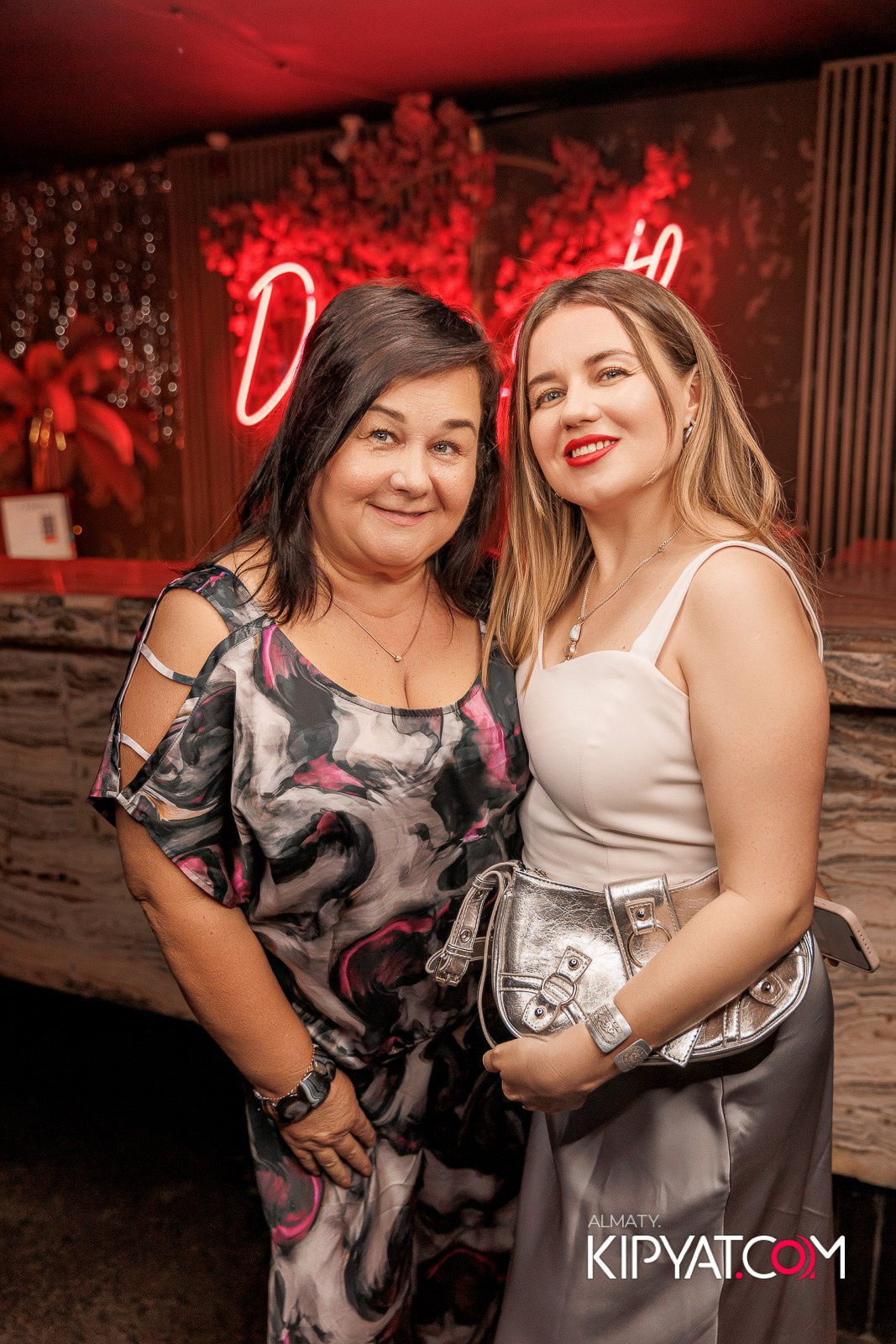 МУЗЫКАЛЬНОЕ ЛОТО В HIT RETRO. КИПЯТКОМ АЛМАТЫ!