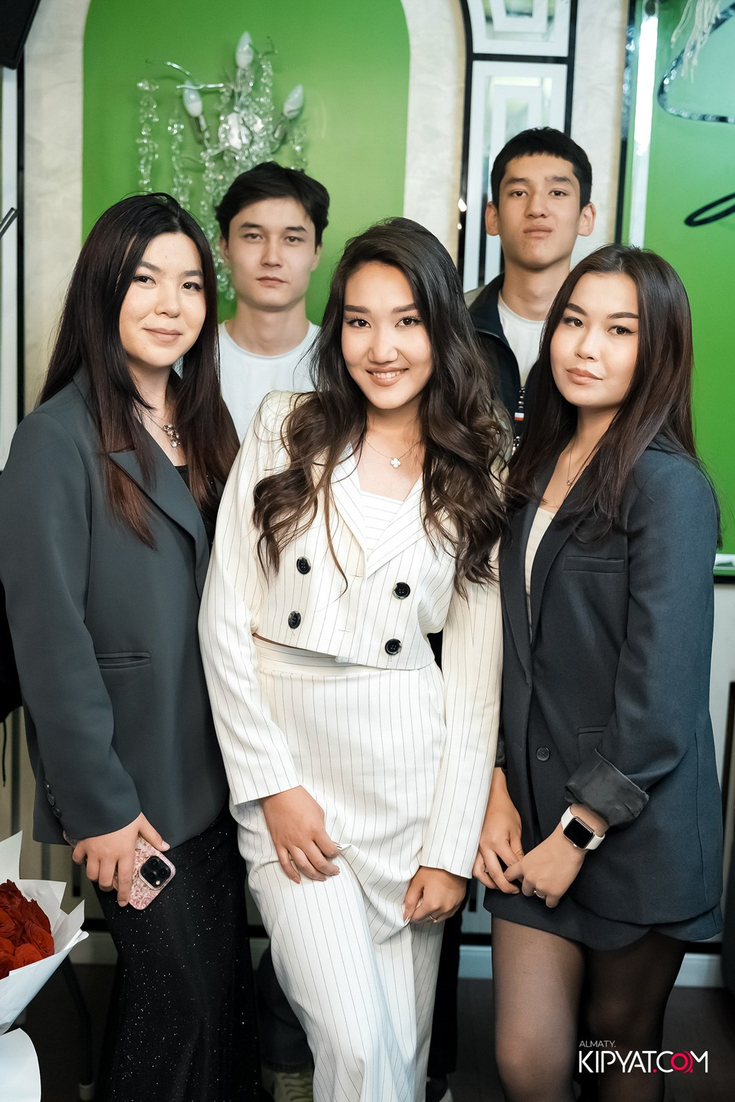 УХО И МЕДВЕДЬ НА ГАГАРИНА. КИПЯТКОМ АЛМАТЫ!