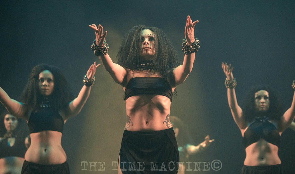 Концерт. Фотограф для маркетплейсов Михаил Бове