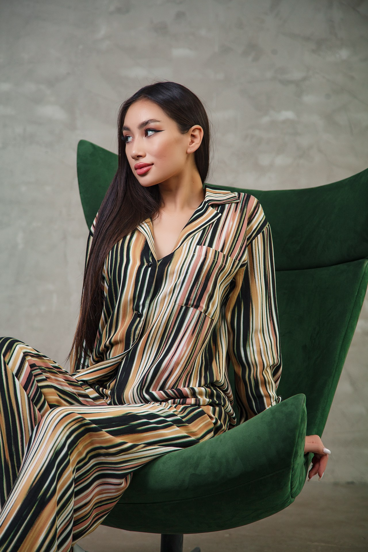 Реклама женской одежды. Натан Супервайзер по Продакшену