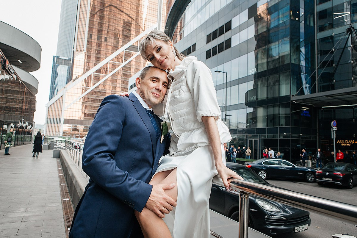 Регистрация и прогулка в Сити. Фотограф Анна Анисимова. Свадьбы, портреты, творческий репортаж