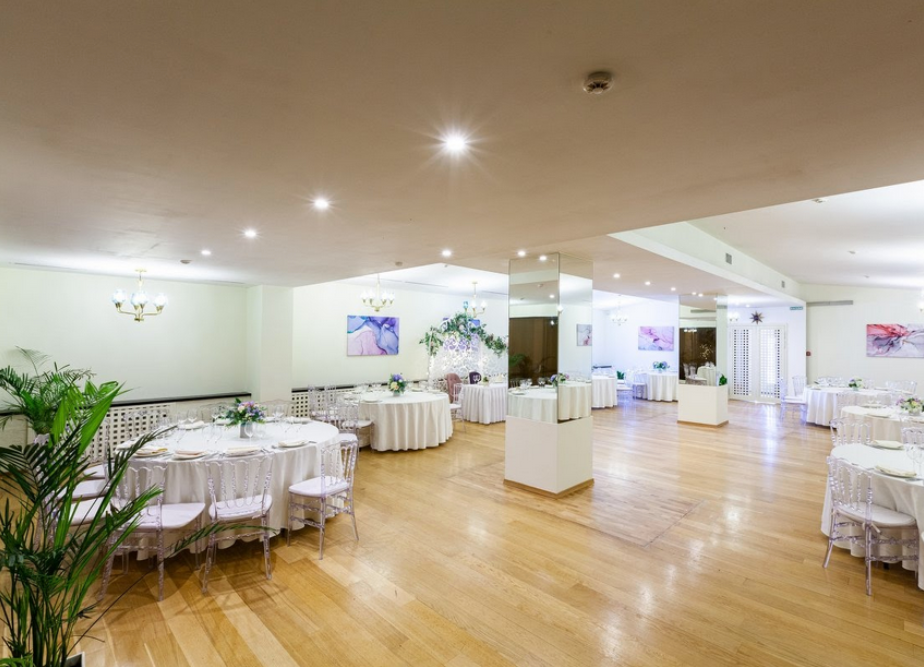 Площадка № 1-8. Свадебный организатор Москва