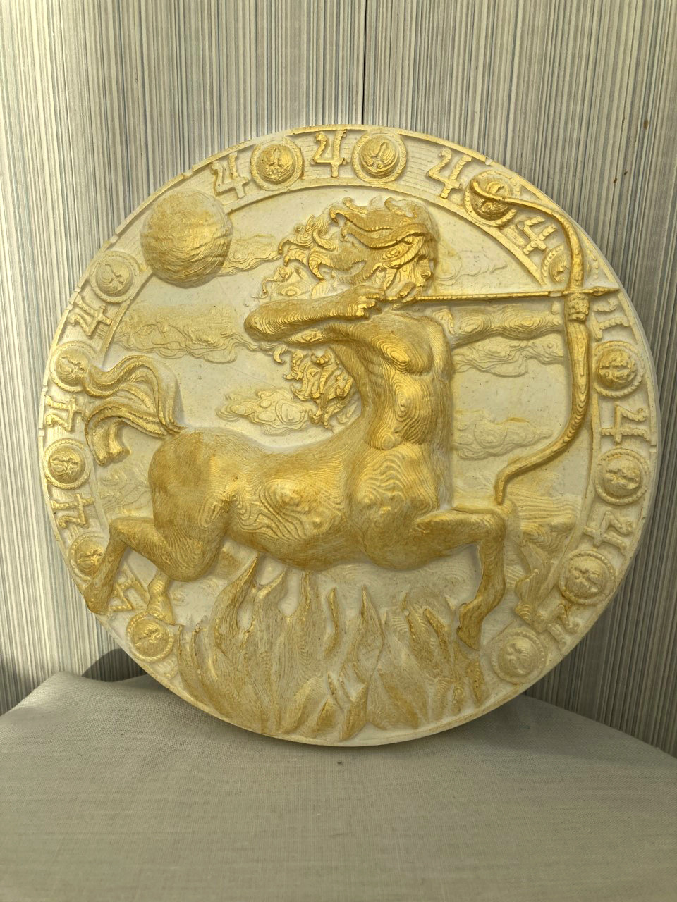 Знаки зодиака. Стрелец. диаметр 15 см.