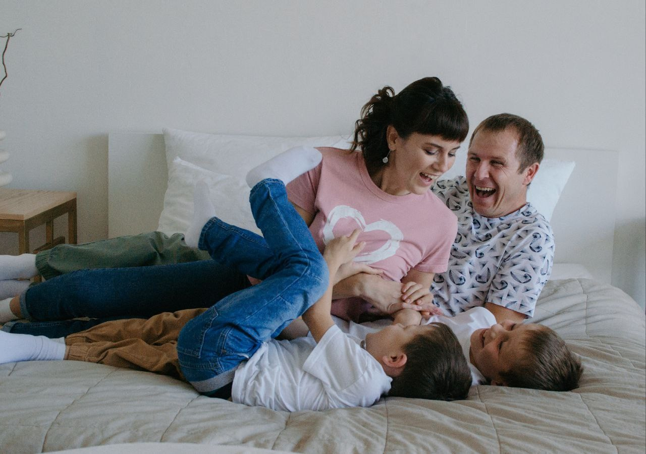 Студийные семейные съемки. Семейный фотограф в Новосибирске Юрк Виктория