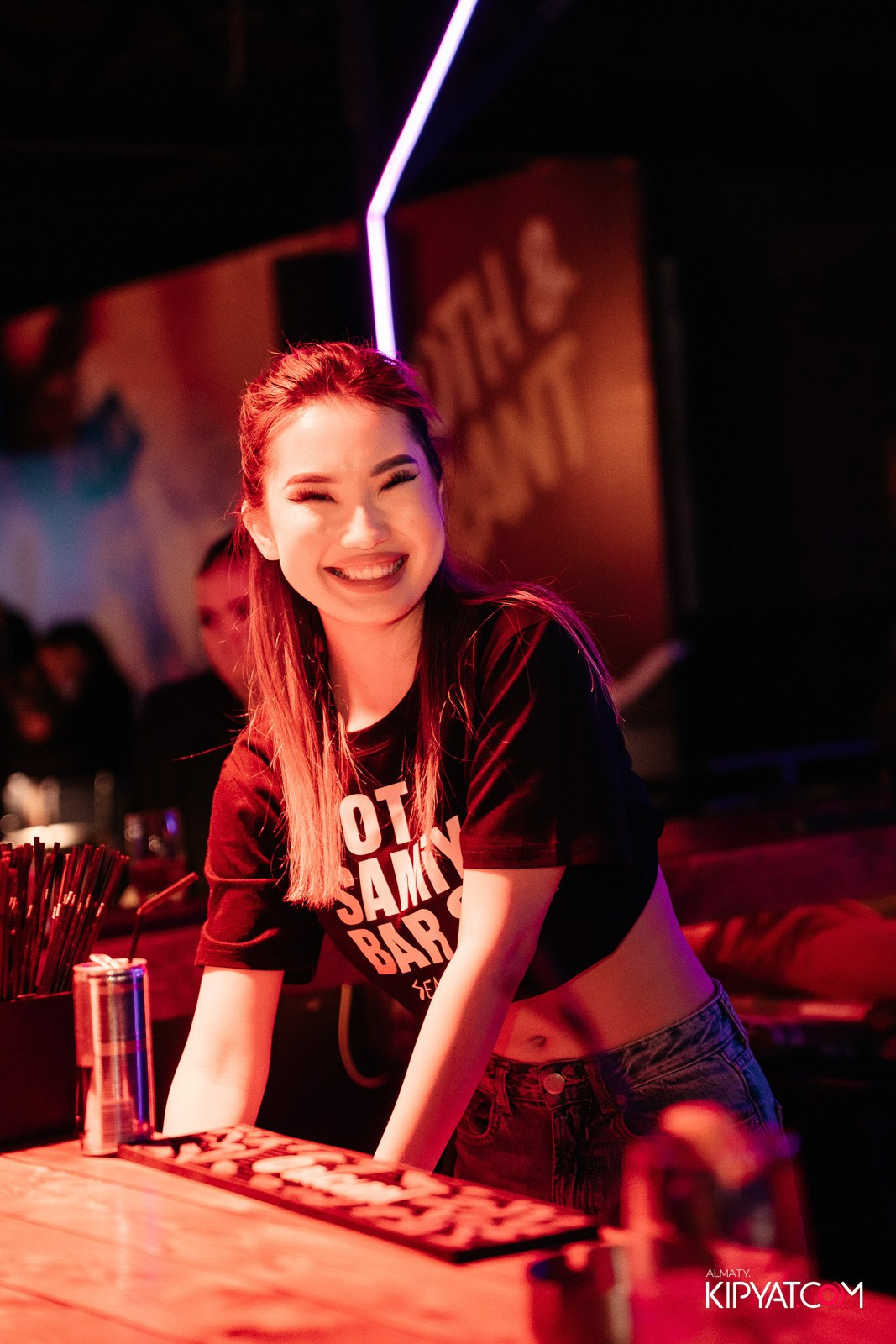 SKY BAR. КИПЯТКОМ АЛМАТЫ!