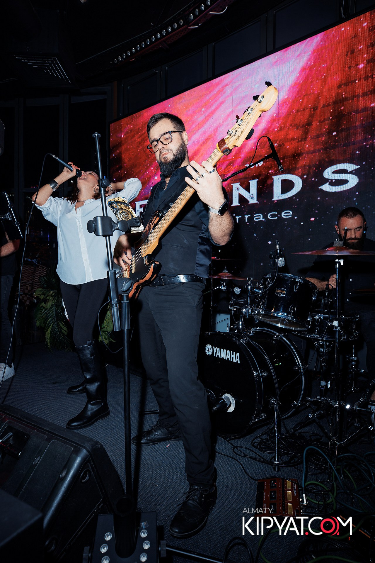 FRIENDS BAR & TERRACE. КИПЯТКОМ АЛМАТЫ! Фотосъемка мероприятий в Алматы