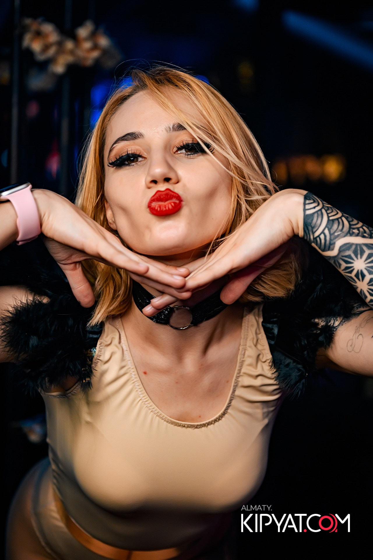 UYAT EMES BAR. КИПЯТКОМ АЛМАТЫ!