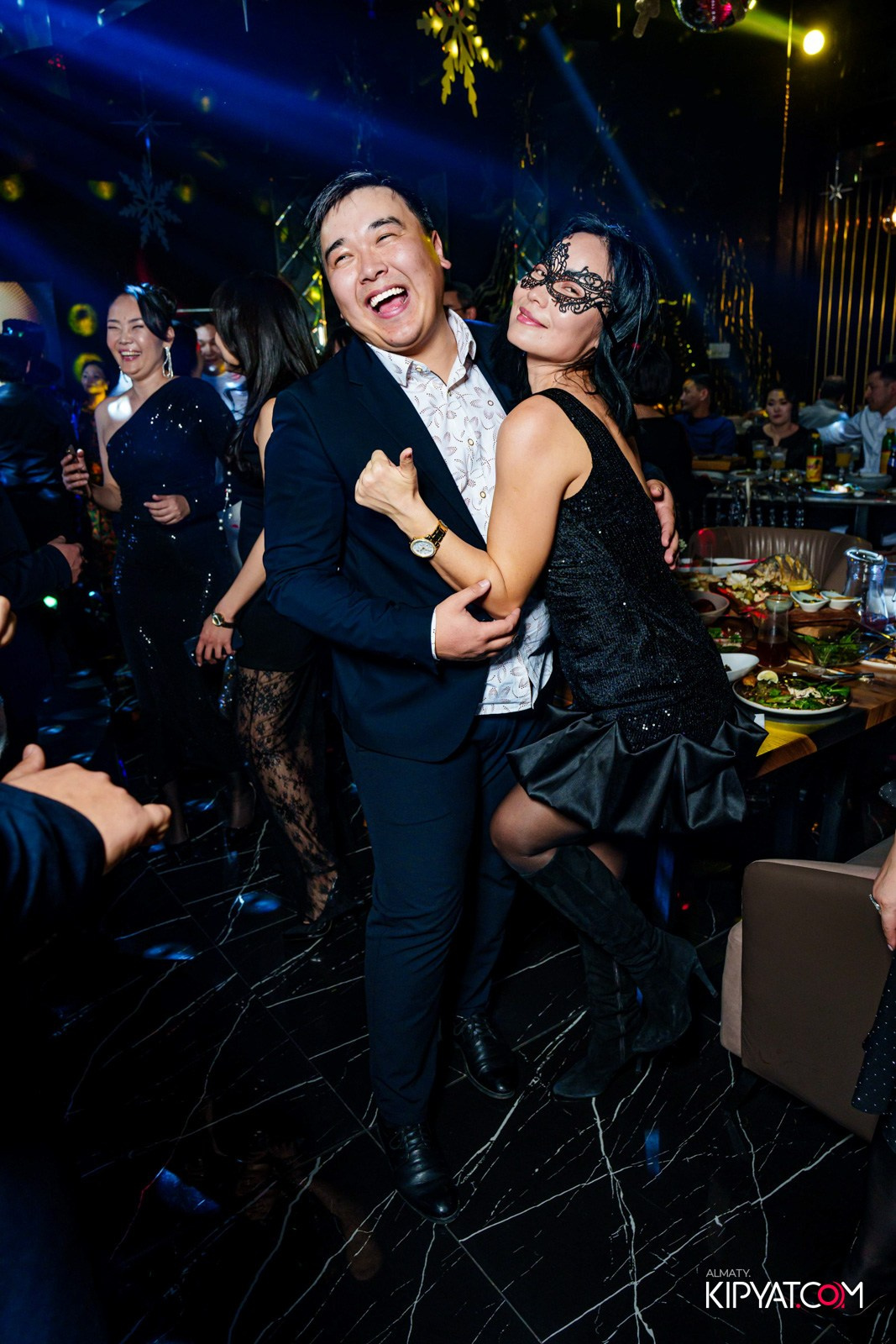 MOOD KARAOKE &TERRACE. КИПЯТКОМ АЛМАТЫ!