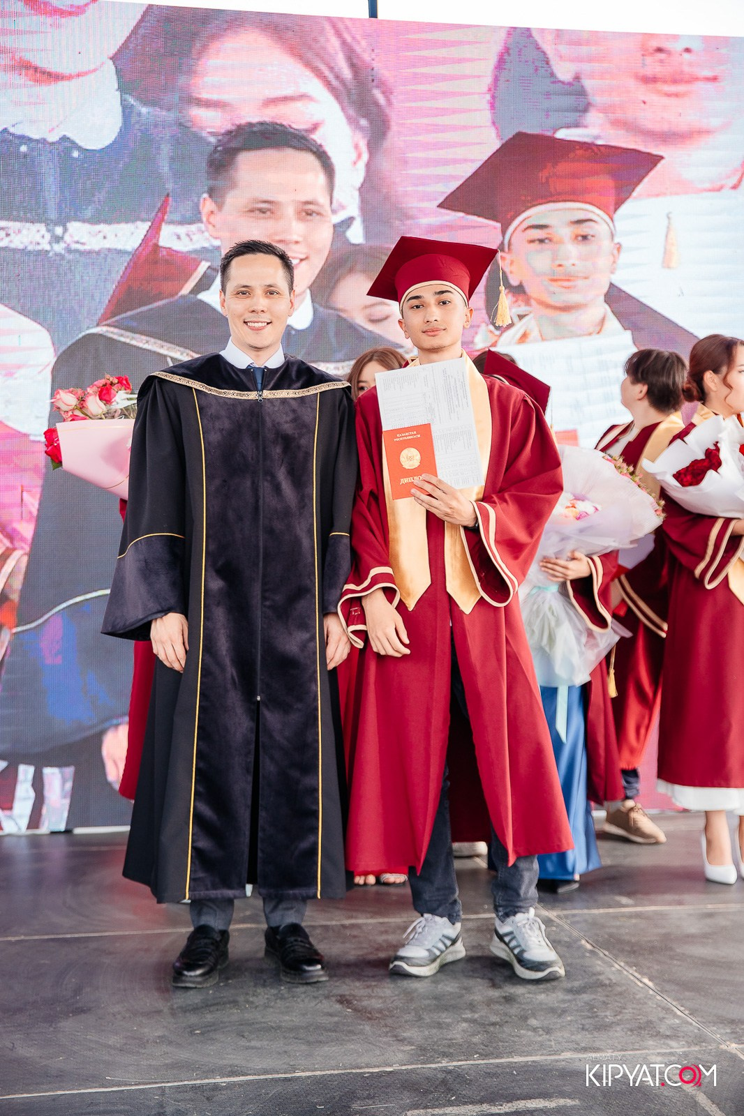 ВРУЧЕНИЕ ДИПЛОМОВ — НАРХОЗ КОЛЛЕДЖ. Part 4. КИПЯТКОМ АЛМАТЫ!