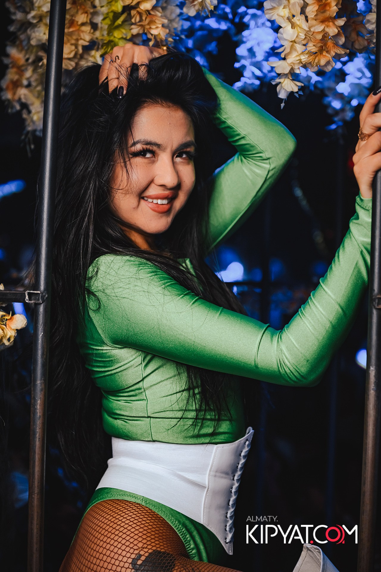 UYAT EMES BAR. КИПЯТКОМ АЛМАТЫ!