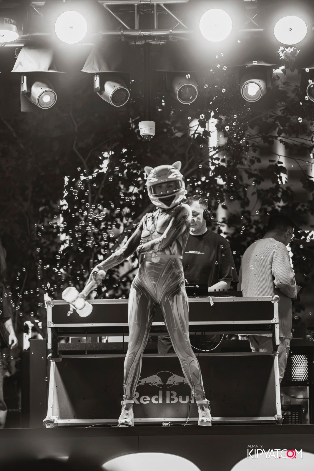 EVENT BAR. КИПЯТКОМ АЛМАТЫ!