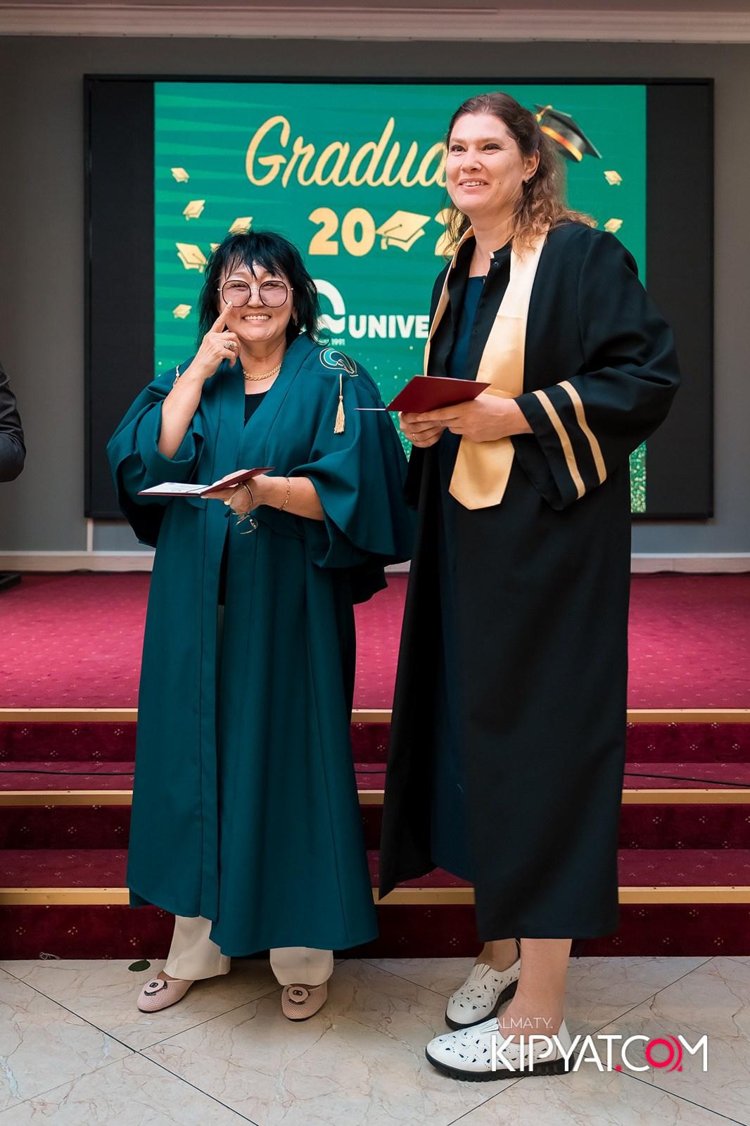 GRADUATION 2025 Q UNIVERSITY. КИПЯТКОМ АЛМАТЫ!