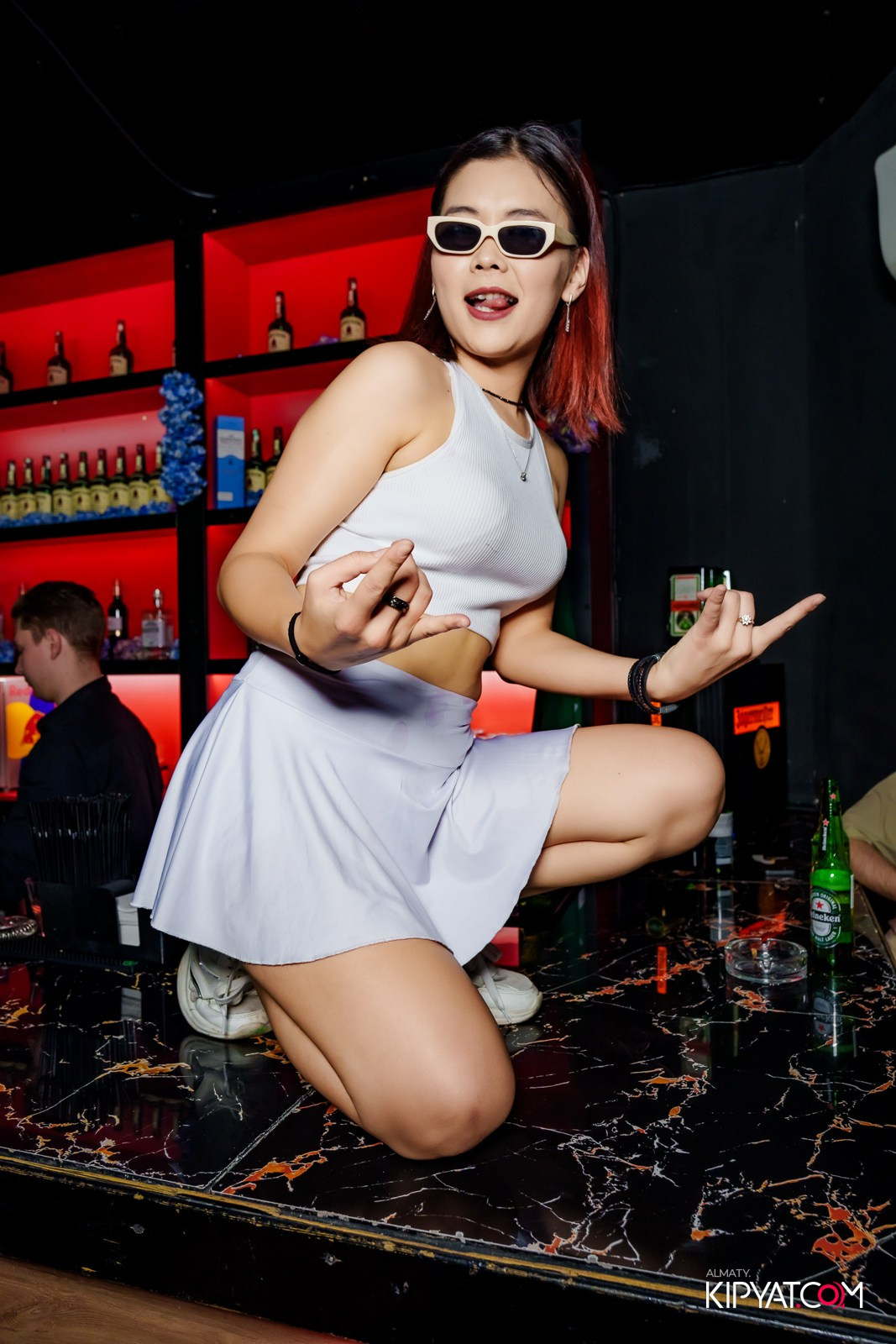 UYAT EMES BAR. КИПЯТКОМ АЛМАТЫ!