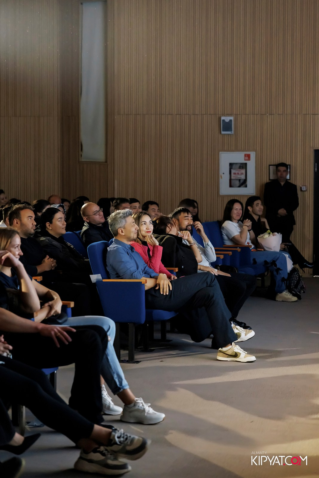 ИМПРОВИЗАЦИОННОЕ STAND UP ШОУ. КИПЯТКОМ АЛМАТЫ! Фотосъемка мероприятий в Алматы