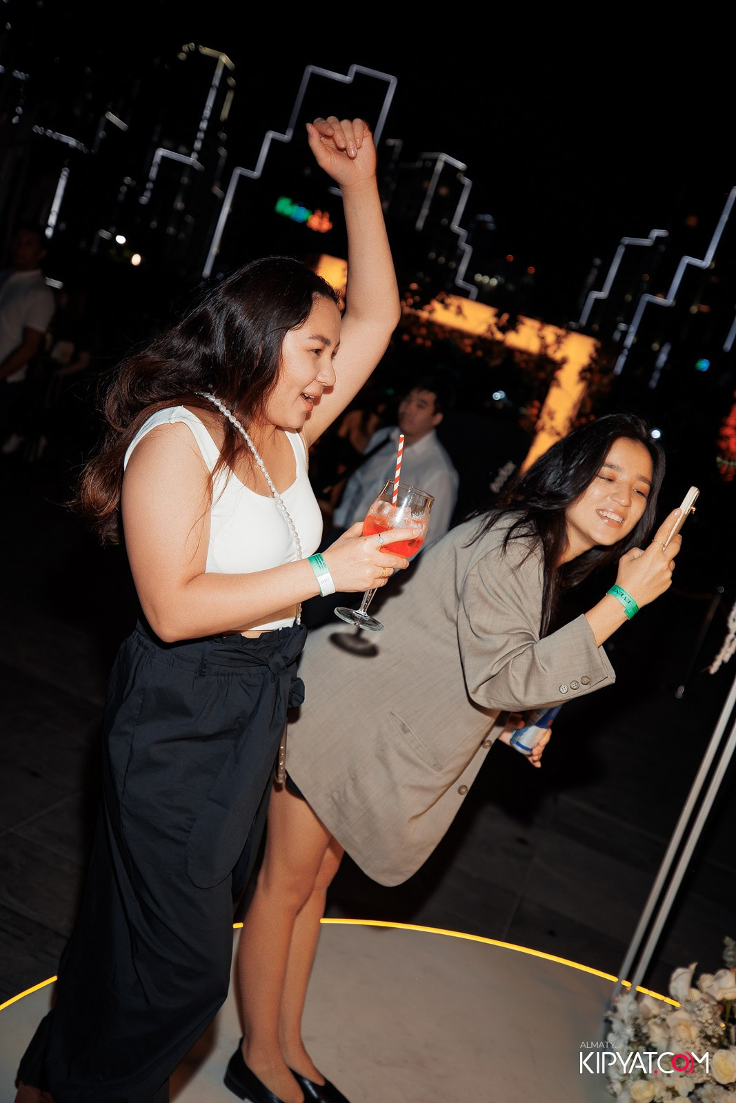 EVENT BAR. КИПЯТКОМ АЛМАТЫ!