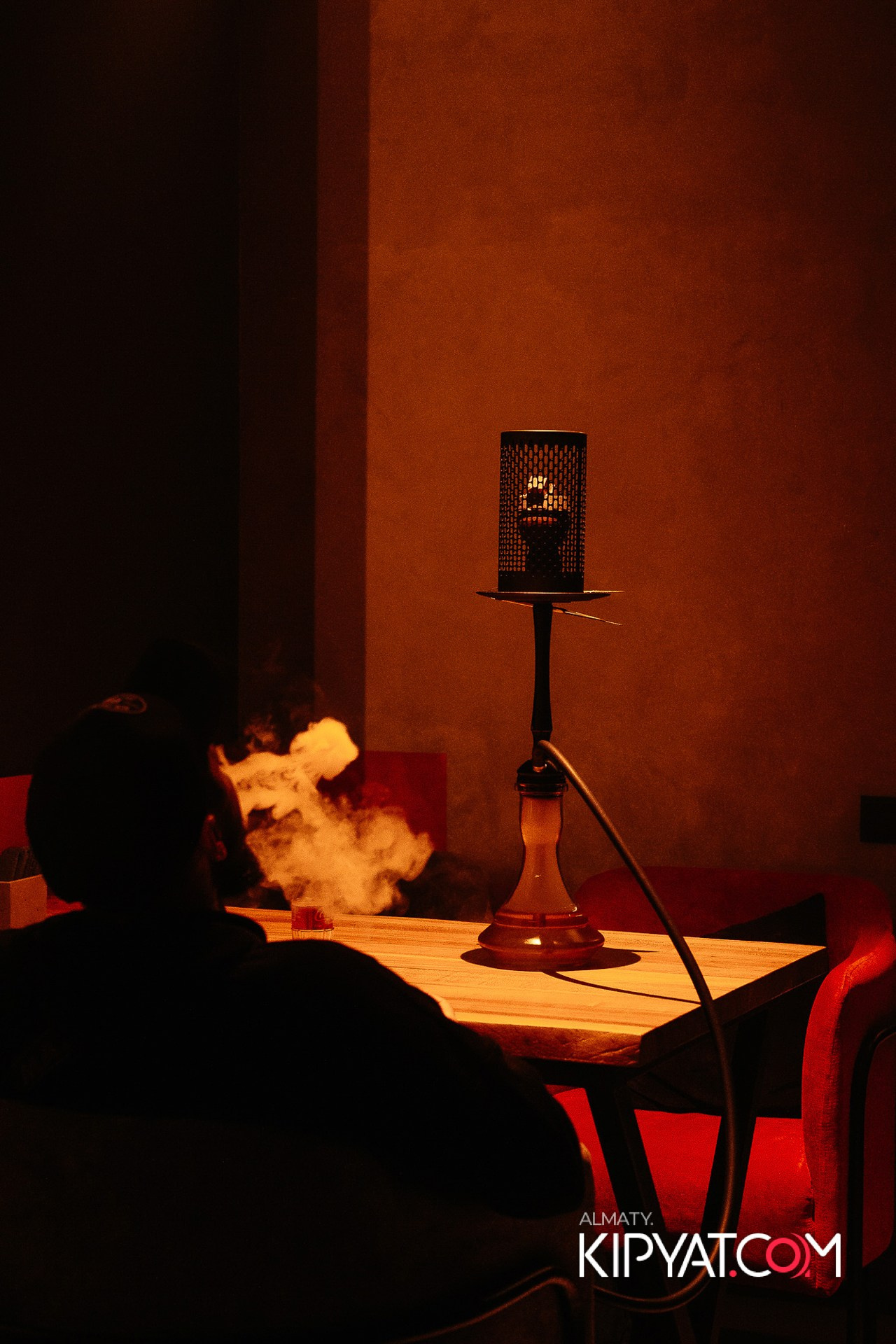 HOOKAH PLACE ALMATY. КИПЯТКОМ АЛМАТЫ!