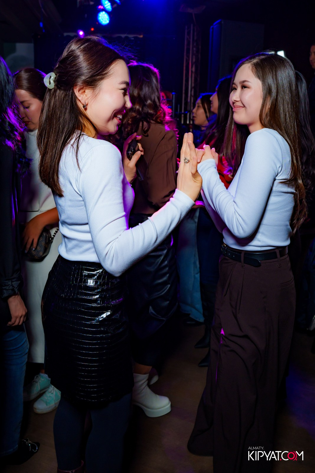 ПИНТА НА ДОСТЫК. КИПЯТКОМ АЛМАТЫ!