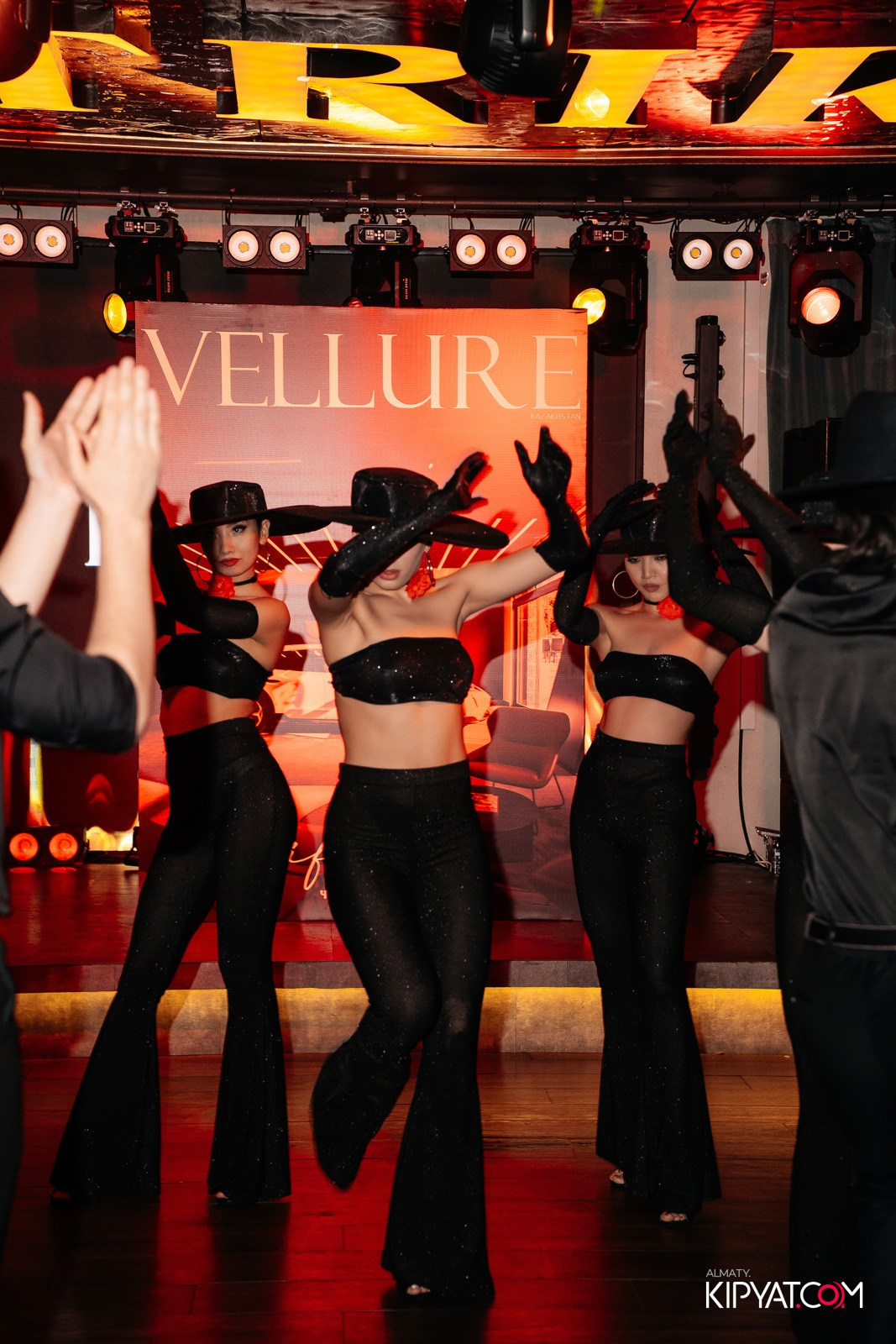 ПРЕЗЕНТАЦИЯ ЖУРНАЛА «VELLURE». КИПЯТКОМ АЛМАТЫ!