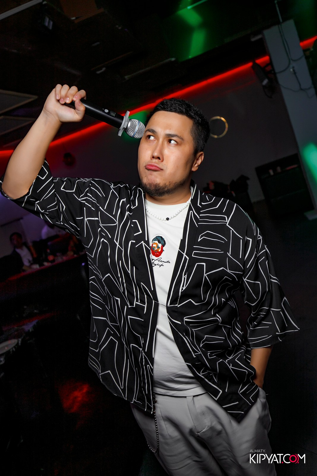 ОФИЦИАЛЬНОЕ ОТКРЫТИЕ SVOY BAR. КИПЯТКОМ АЛМАТЫ!