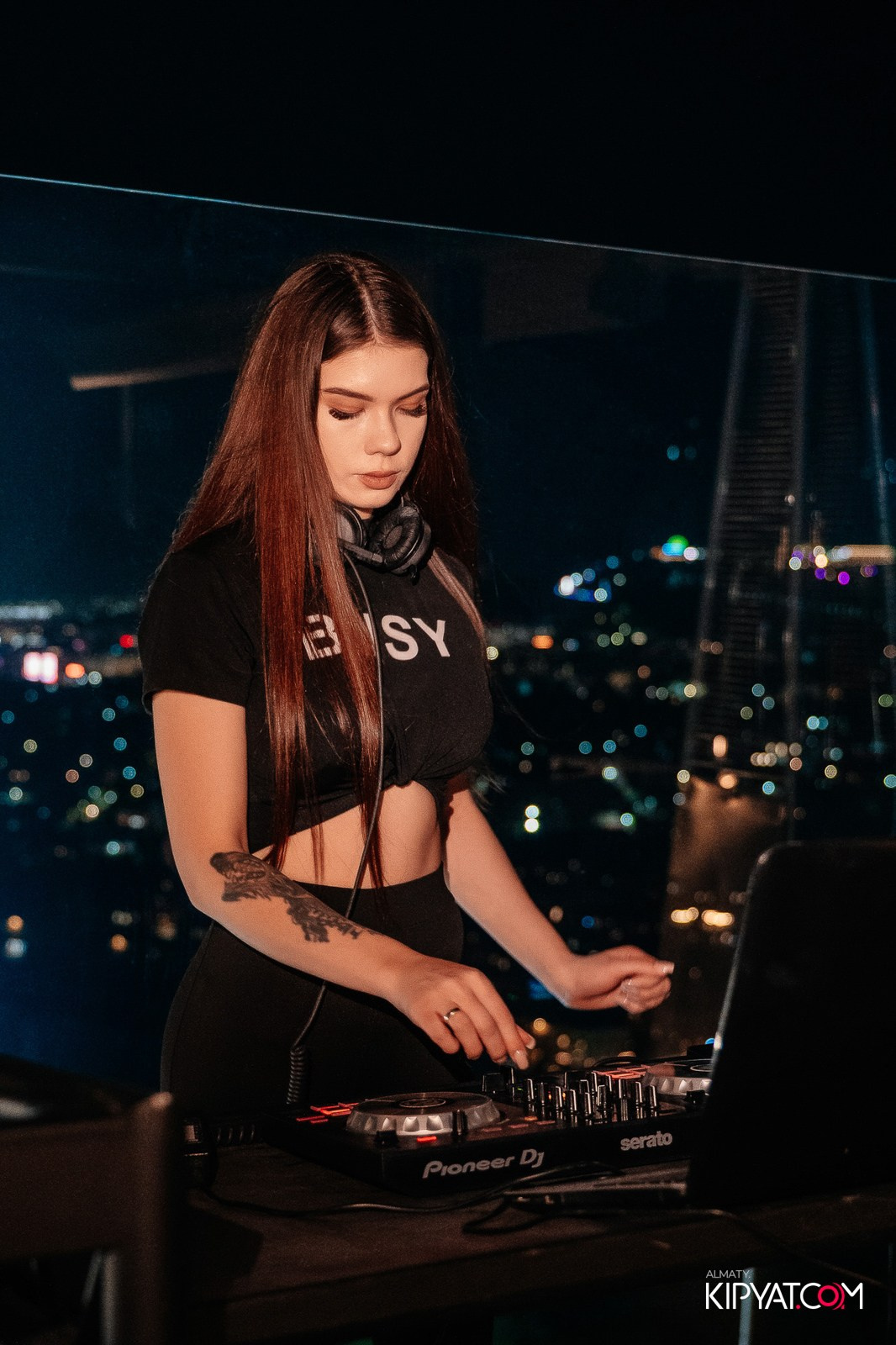 SUNQAR DJ ANNDI. КИПЯТКОМ АЛМАТЫ!