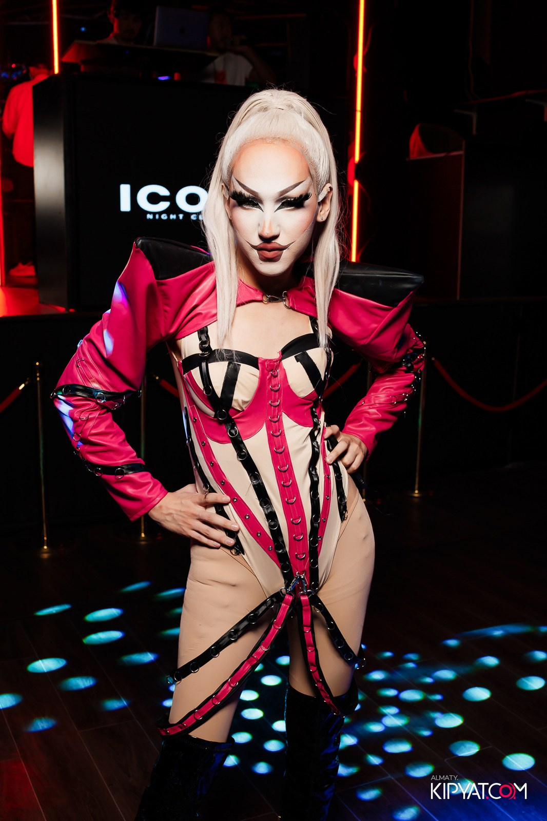НОЧНОЙ КЛУБ ICON. КИПЯТКОМ АЛМАТЫ!