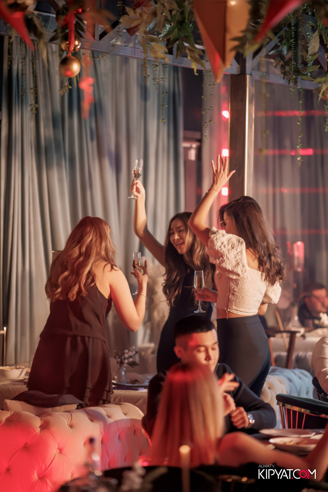 PATRIKI RESTAURANT. КИПЯТКОМ АЛМАТЫ!