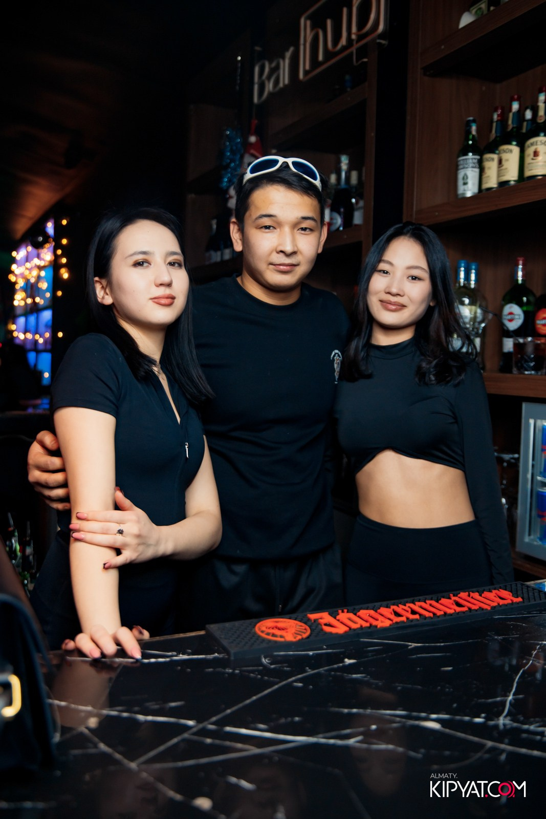 UYAT EMES BAR. КИПЯТКОМ АЛМАТЫ!